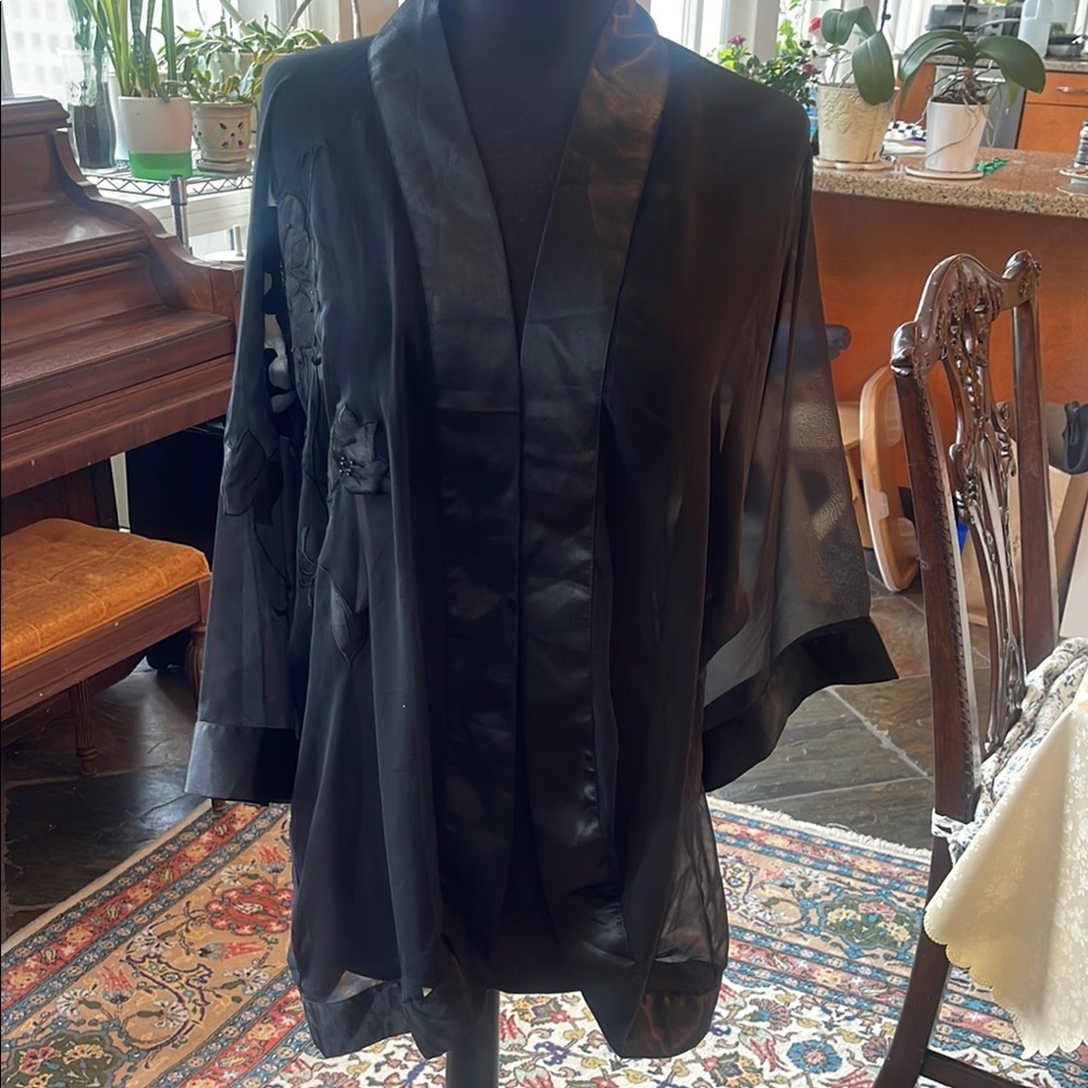 Elegant Black Floral Sheer Kimono Style Top
